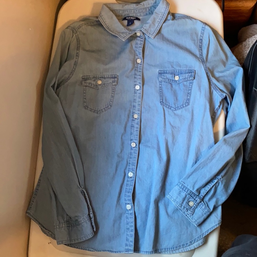 Denim button up shirt. Women’s. Size large